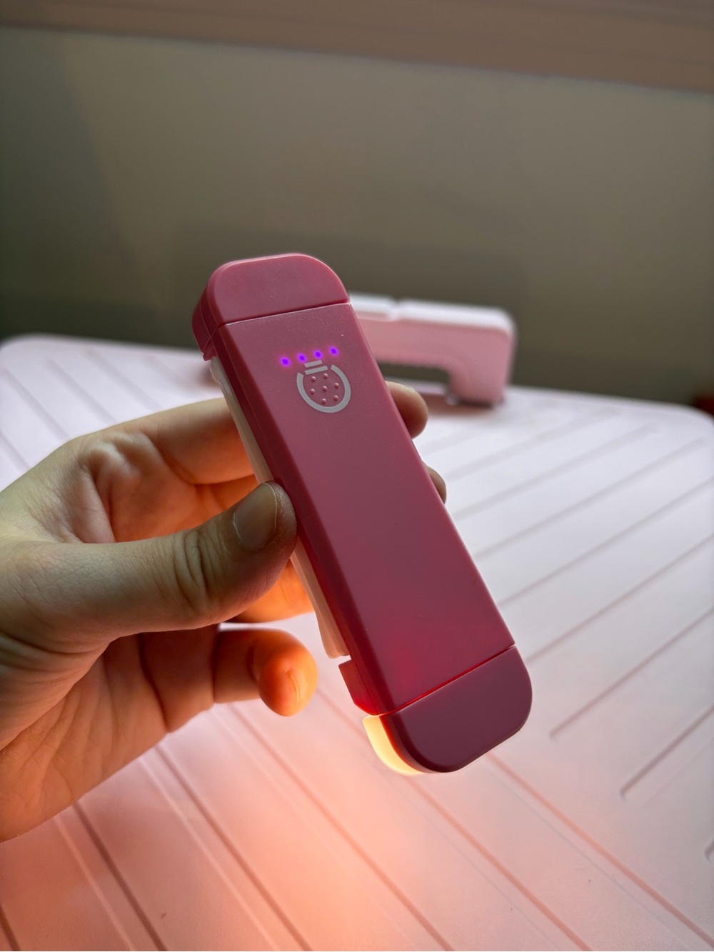 Portable Pink book light
